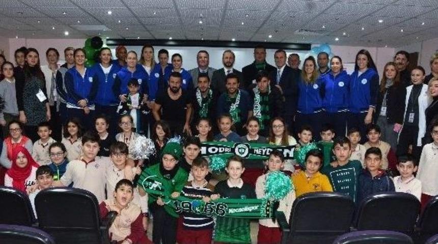 Başkan Doğan&rsquo;a Yılın Spor Adamı &Ouml;d&uuml;l&uuml;