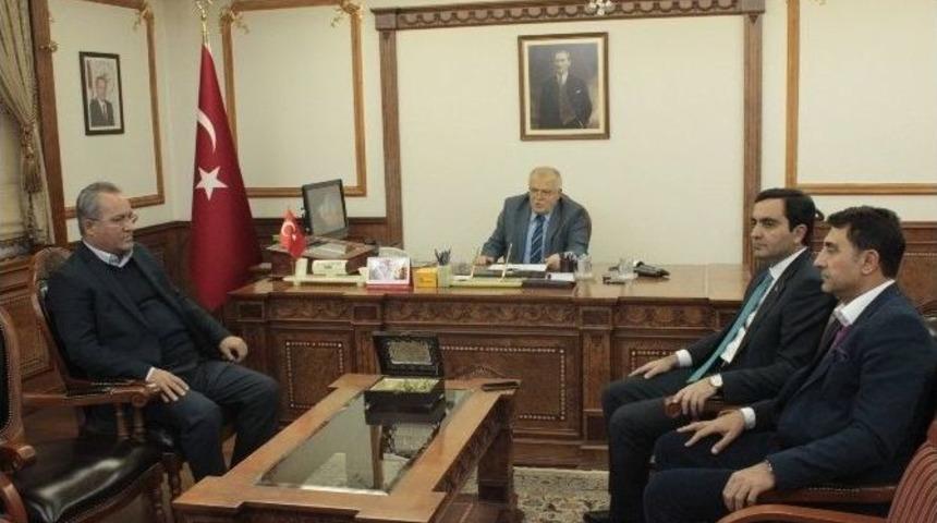 Belediye Ve Valilikten Kırşehirspor&rsquo;a 175 Bin Liralık Destek