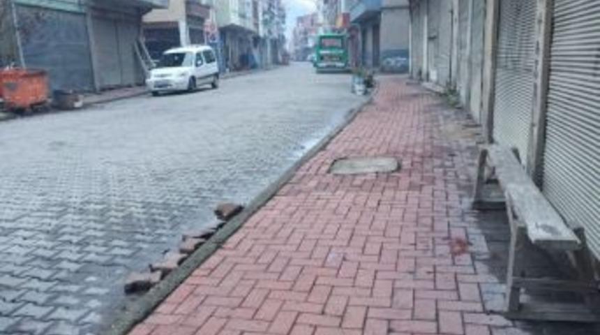 Tartıştığı Kız Arkadaşını Bı&ccedil;akladı