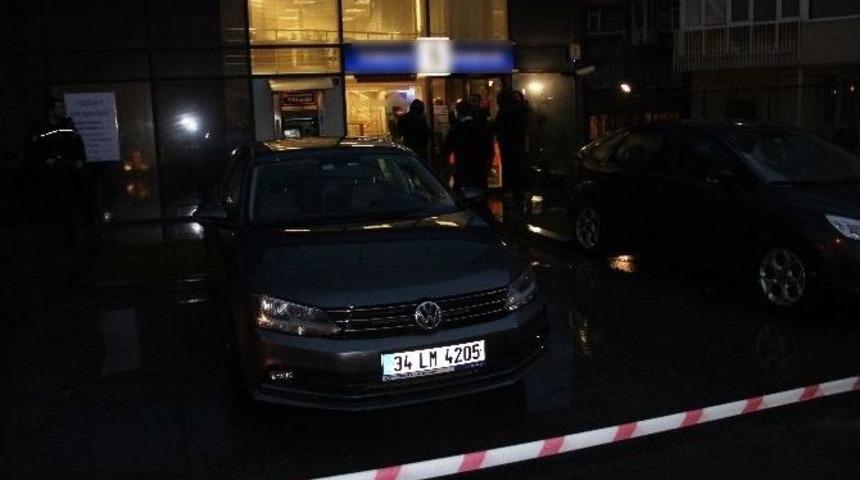 Uyanık G&uuml;venlik G&ouml;revlisi Soygunu &Ouml;nledi