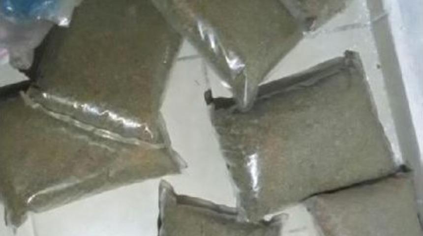 Ayvalık'ta Uyuşturucu Operasyonu: 5 G&ouml;zaltı