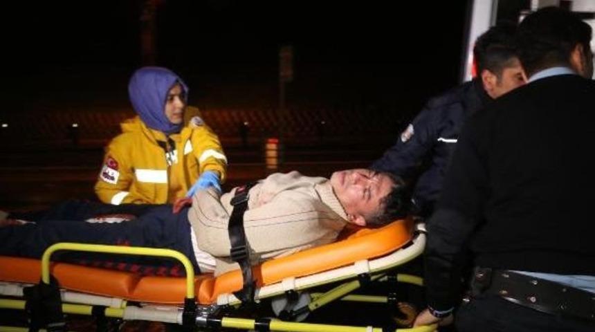 Bileklerini Kesen Taksiciyi Arkadaşının Ihbarı Kurtardı