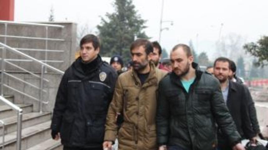 Kocaeli&rsquo;de Fet&ouml;&rsquo;den 2 Kişi Tutuklandı