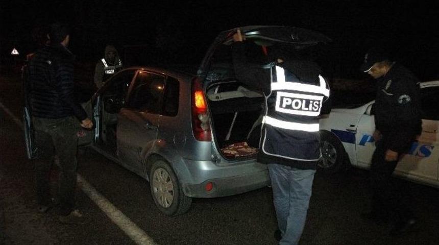 Adana&rsquo;da Bin 600 Polisle Asayiş Uygulaması