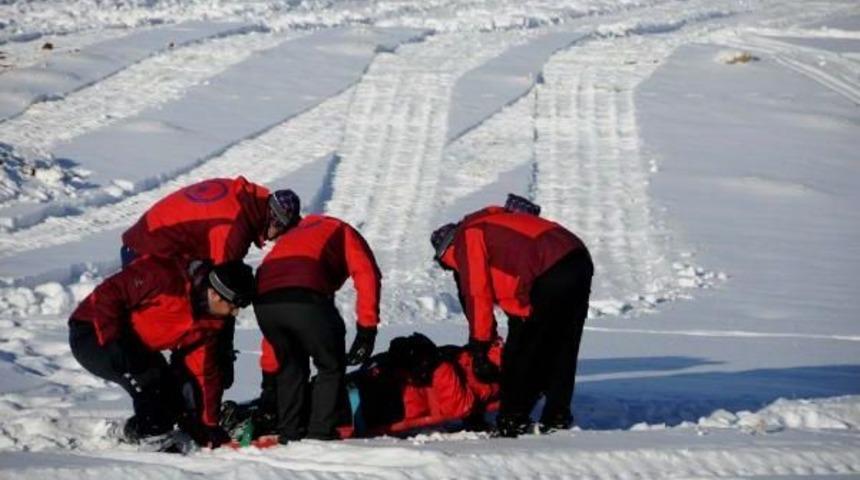 Van'da Umke'den Çığ Tatbikatı