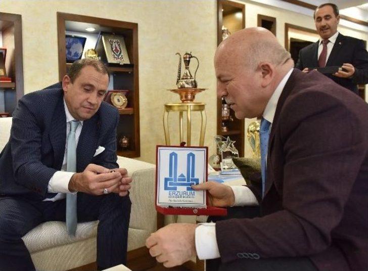 Gazeteci Erkan Tan Başkan Sekmen’i Ziyaret Etti G2