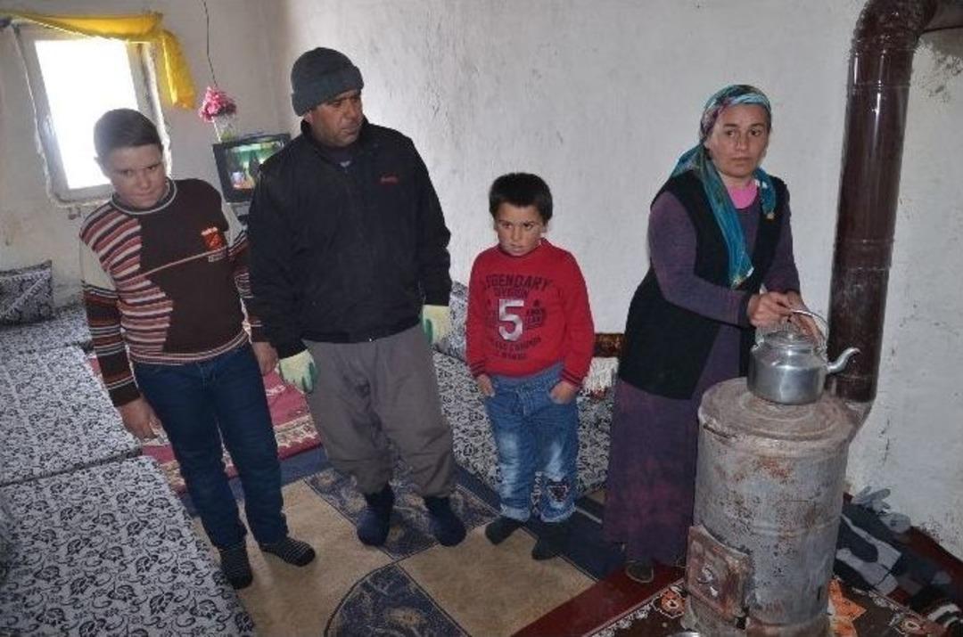 (&ouml;zel Haber) Y&uuml;ksekovalı Annenin &Ccedil;aresizlik G&ouml;zyaşları