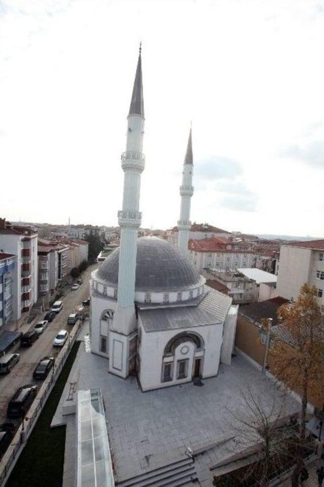 Küçükçekmece Cumhuriyet Mahallesi Mevlana Camii Açıldı