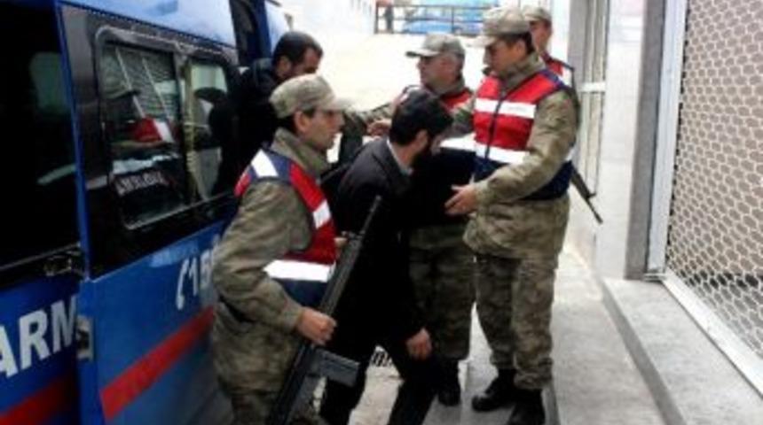 Sosyal Medyada Ter&ouml;r Propagandasına 2 Tutuklama