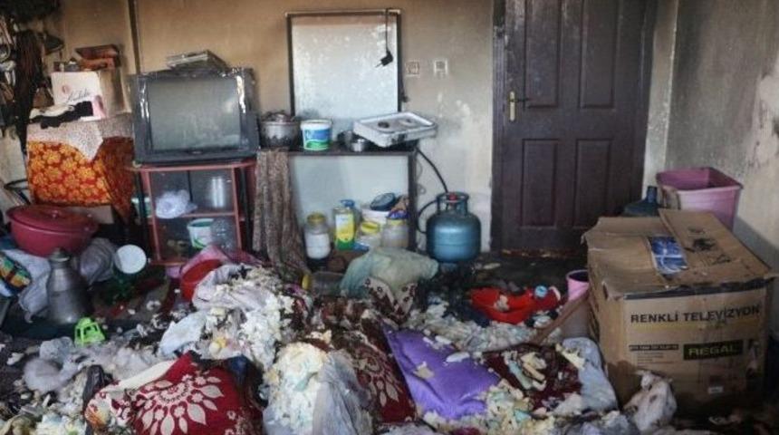 Ev Hayali İ&ccedil;in Biriktirdiği Para Yangında K&uuml;l Oldu