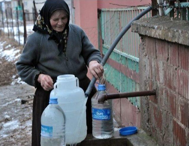 Köyde 10 Gündür Sular Akmıyor