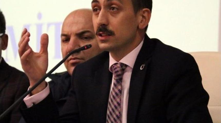 Kayyumdan Bor&ccedil; Tepkisi: "nereye Gitti Bu Paralar?"