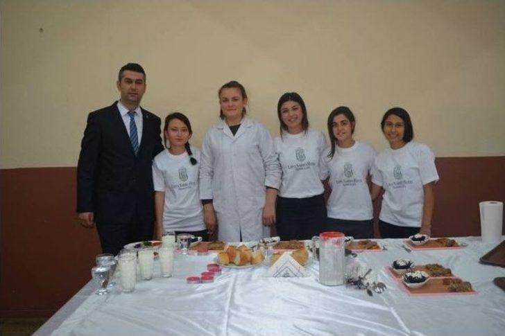 Salihli’de Öğrenciler Arası Yemek Yarışması G4