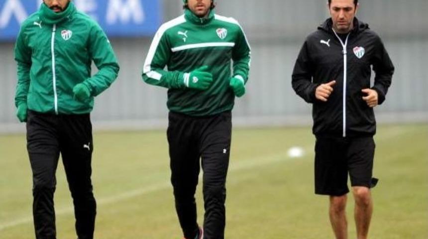 Bursaspor'da Gen&ccedil;lerbirliği Hazırlıkları S&uuml;r&uuml;yor