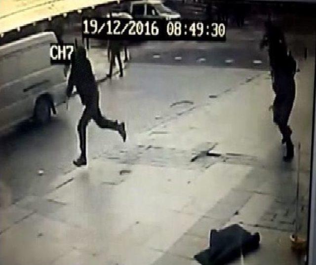 Polis Ikinci Soygunda Da 4 Kara Çarşaflı Kadınla Bir Kez Daha Karşılaştı