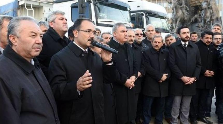 Uşak&rsquo;tan Halep&rsquo;e Yardım Tırları Yola &Ccedil;ıktı