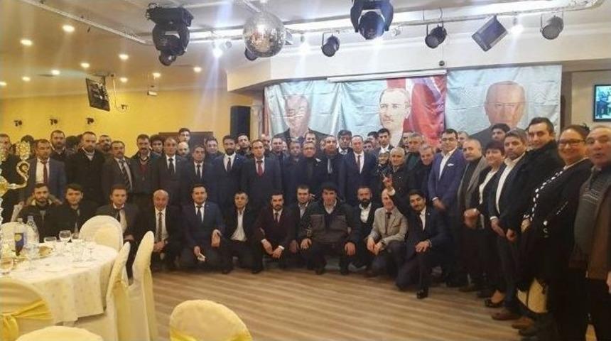 Eskişehirli &Uuml;lk&uuml;c&uuml;ler İstişari Yemeğinde Buluştu