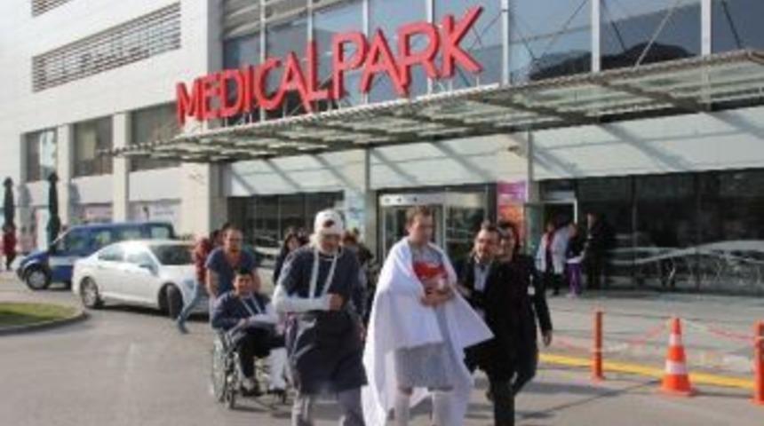Medical Park İzmir Hastanesinde Ger&ccedil;eğini Aratmayan Tatbikat