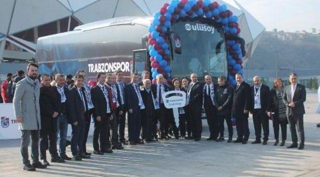 Trabzonspor Yeni Otobüsünü Devraldı