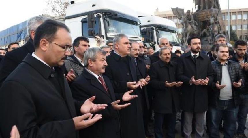 Uşak'tan Halep'e 4 Tır Yardım