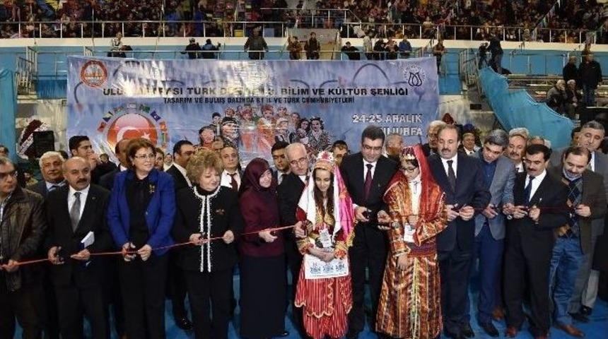 Uluslararası Bilim Ve Kültür Şenliğinde Görkemli Açılış