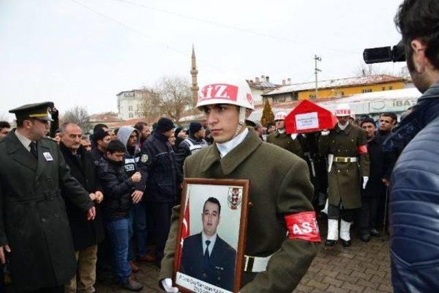 Uzman Çavuş Karaca, Mucur’Da Toprağa Verildi