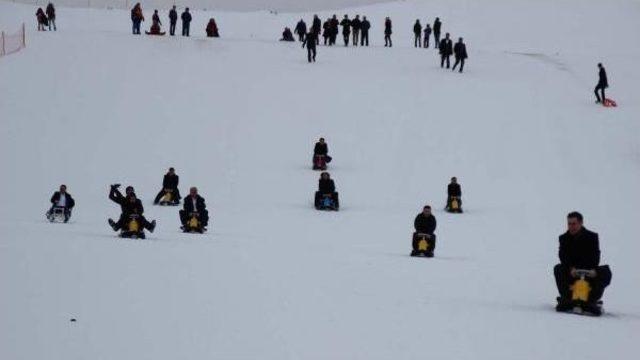 Başçiftlik'te Kayak Merkezi'nde Sezon Açıldı