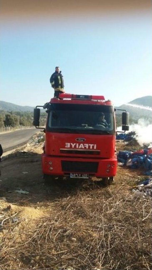 Milas&rsquo;ta Dolgu Alanında Yangın 2