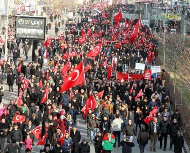 Kayseri’De  ’Şehide Ve Bayrağa Saygı’ Yürüyüşüne 70 Bin Kişi Katıldı