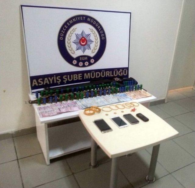 Yaşlı Kadınları Dolandıran 2 Kişi Düzce Polisinden Kaçamadı