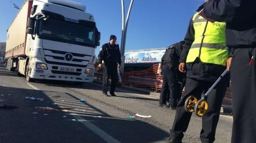 Uşak&rsquo;ta Trafik Kazası: 1 &Ouml;l&uuml;