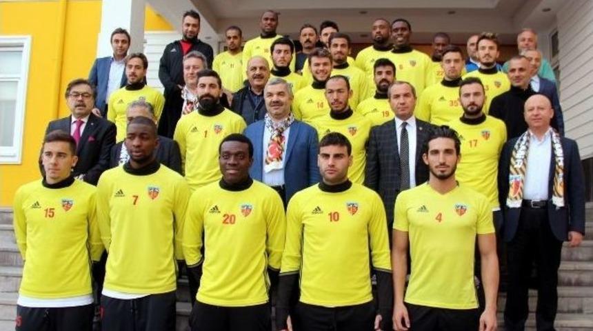 Belediye Başkanlarından Kayserispor&rsquo;a Destek Ziyareti