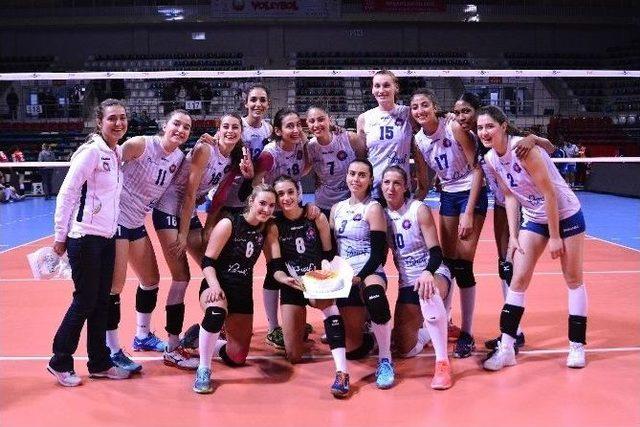 İlk Maç Halkbank’ın