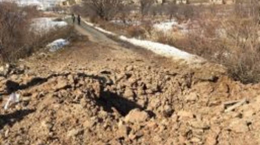 Darge&ccedil;it&rsquo;te Menfeze Yerleştirilen Patlayıcı Kontroll&uuml; Olarak Patlatıldı