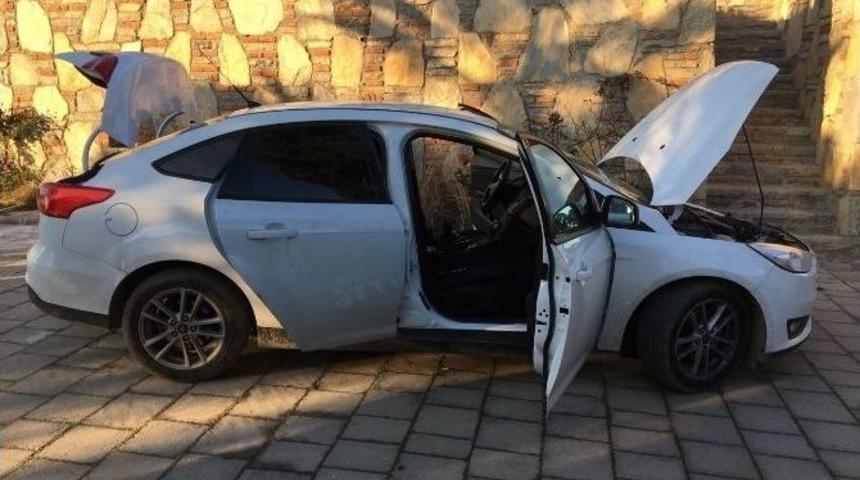 Milas&rsquo;ta Ş&uuml;pheli Ara&ccedil;tan Uyuşturucu Ve Silah &Ccedil;ıktı