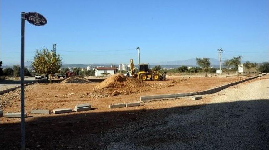 Kepez Belediyesi&rsquo;nden Şelale Mahallesi&rsquo;ne 13. Park