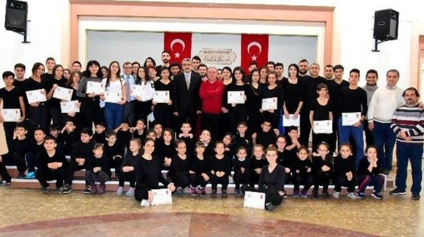 Halk Oyunları Topluluğu Nazilli&rsquo;nin K&uuml;lt&uuml;r El&ccedil;isi Oldu