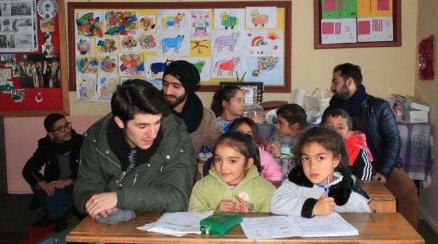 Bayburt &Uuml;niversitesi &Ouml;ğrencilerinden Anlamlı Ziyaret