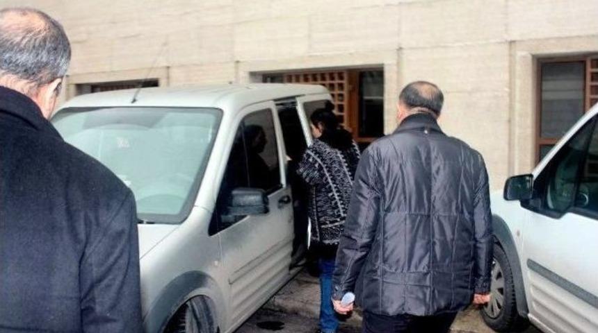 Gayrimeşru &Ccedil;ocuklarını &Ccedil;&ouml;pte &Ouml;l&uuml;me Atan Sanıklara 25&rsquo;er Yıl Hapis Cezası İstendi