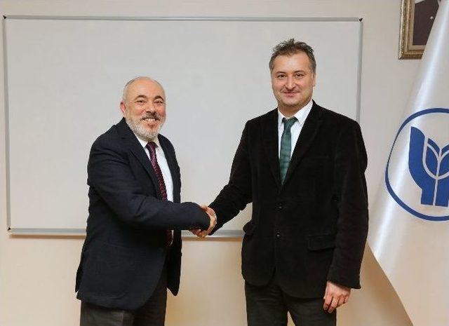 İzmirli Mimarlara Akademik Destek 1