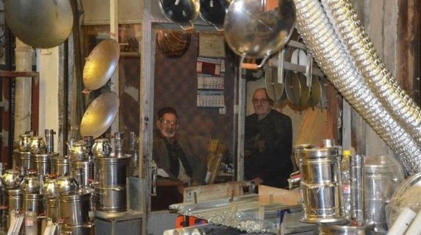 86 Yaşındaki Soba Ustası Teknolojiye Direniyor