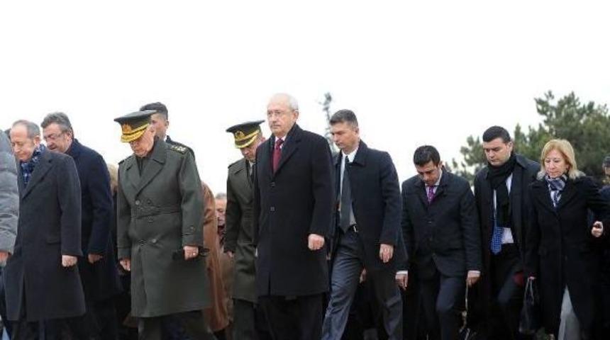 İsmet İn&ouml;n&uuml; Anıtkabir'deki Devlet T&ouml;reniyle Anıldı