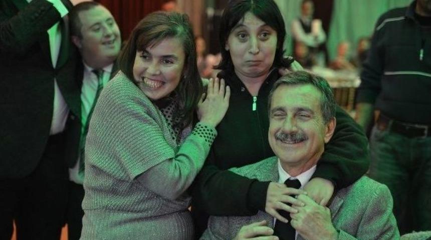 Engelli Bireyler G&ouml;n&uuml;llerince Eğlendi