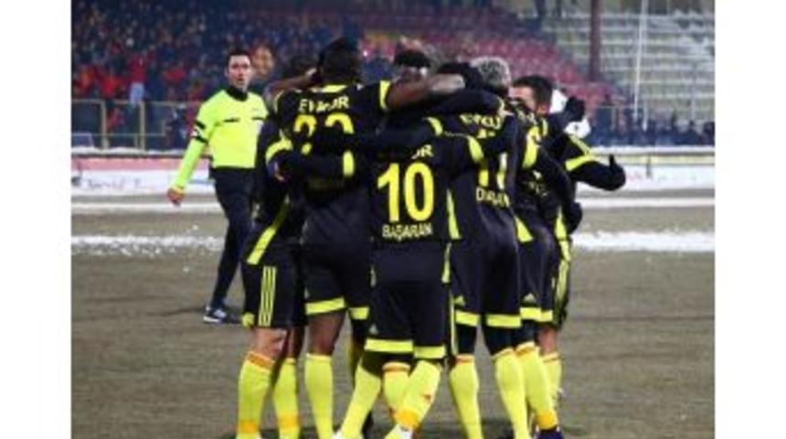 Evkur Yeni Malatyaspor, İlk Yarıyı İkinci Sırada Tamamladı