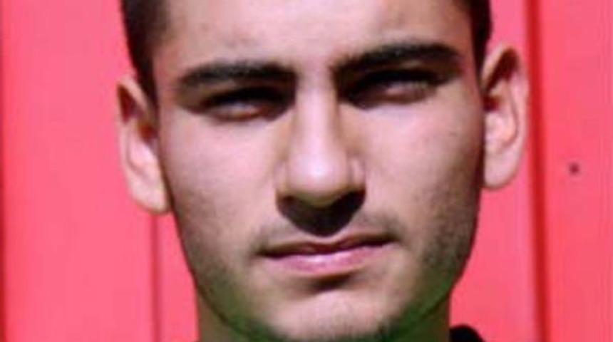 Altay'da 1 I&ccedil;eri 1 Dışarı