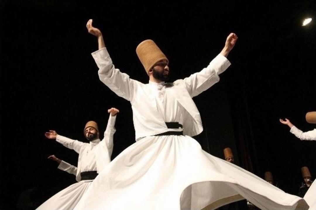 İlkadım&rsquo;da Mevlana Anıldı