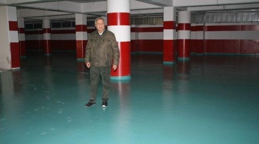 Belediye Başkanı Semerci Otopark İnşaatında İncelemelerde Bulundu