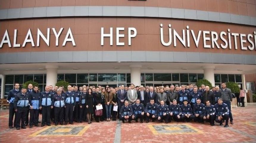 Alanya Zabıtasına Kişisel Gelişim Ve İletişim Sertifikası