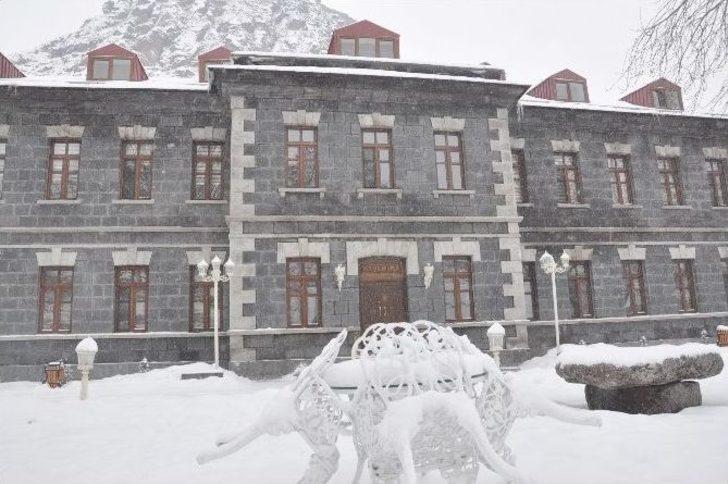 Kars’ta Yoğun Kar Yağışı G5