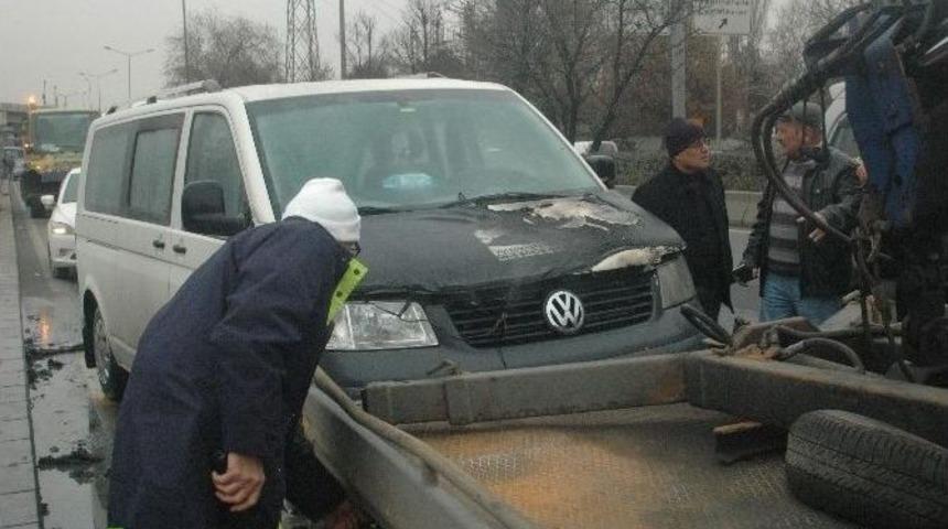 Başkent&rsquo;te Ara&ccedil; Yangını